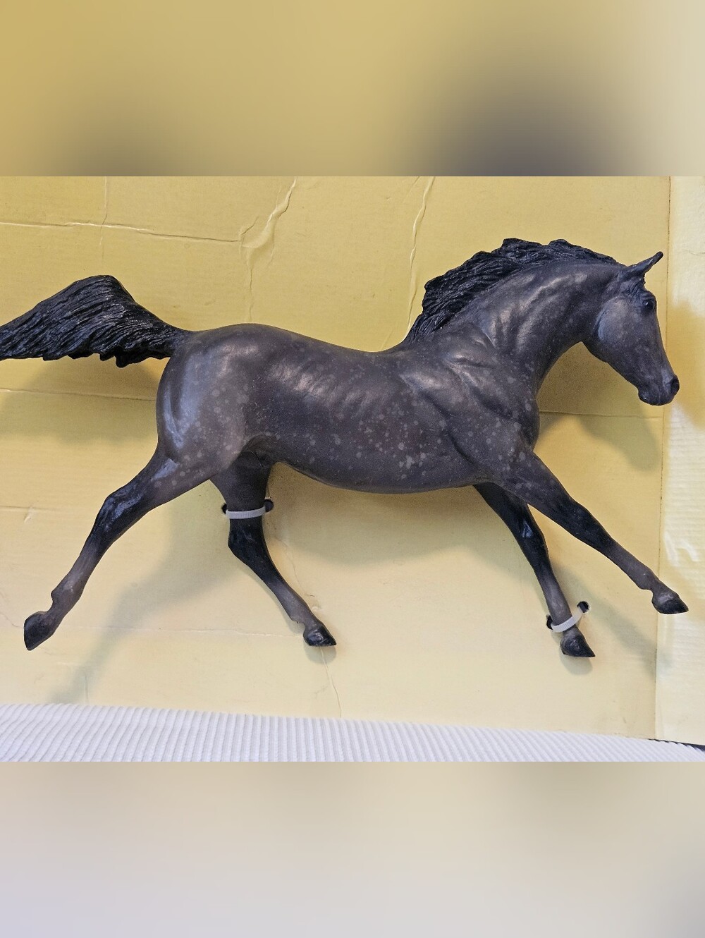Breyer Traditional Dapple Grey Running Horse Model #125 Dynamic Pose